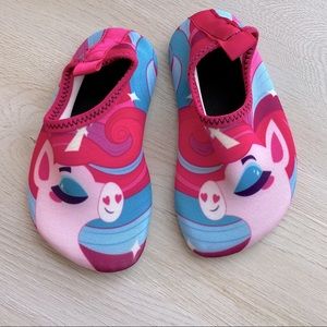 Sloosh kids water shoes